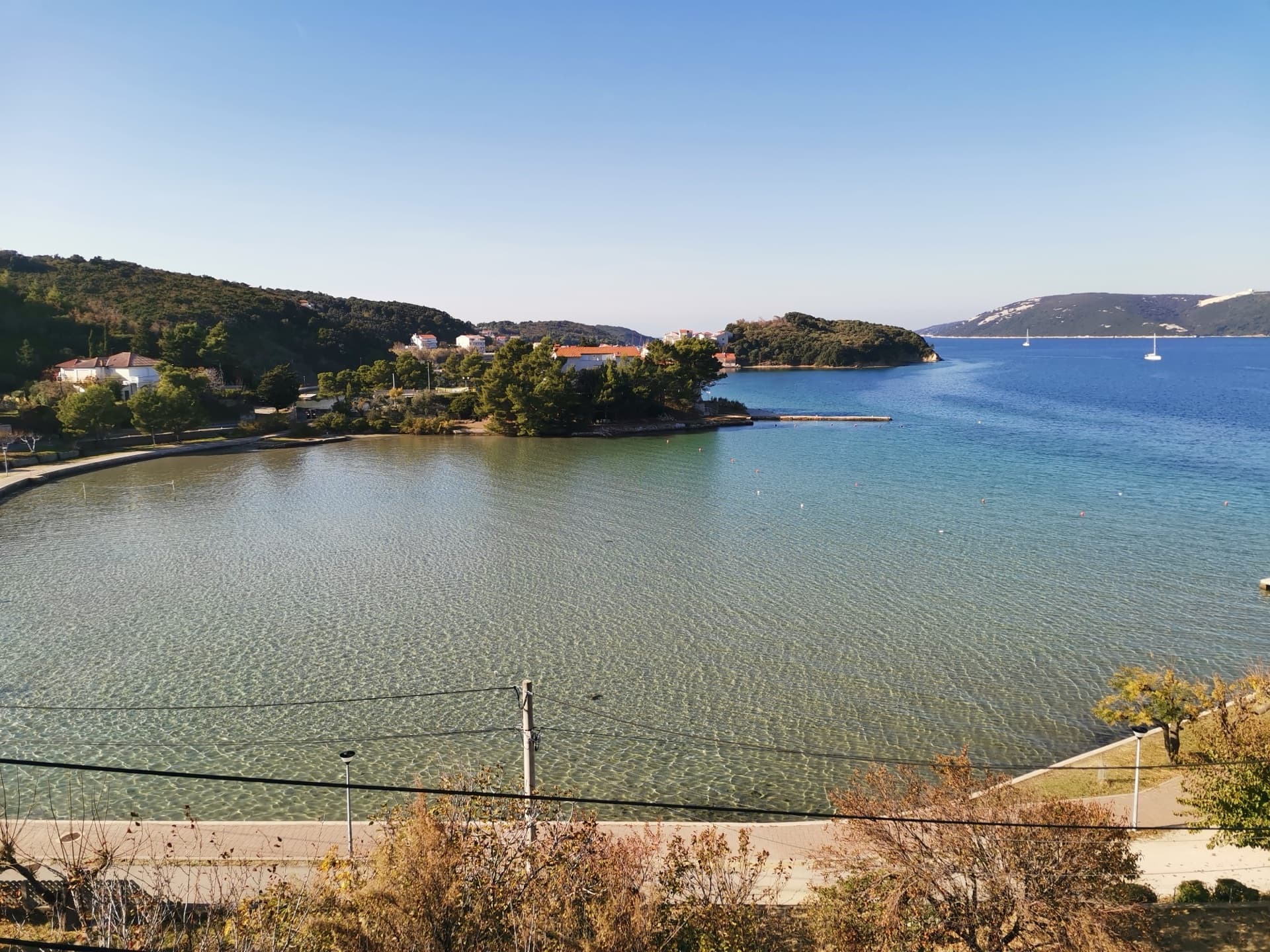Plaža Kristal (Supetarska Draga) in Supetarska Draga, Rab Island.